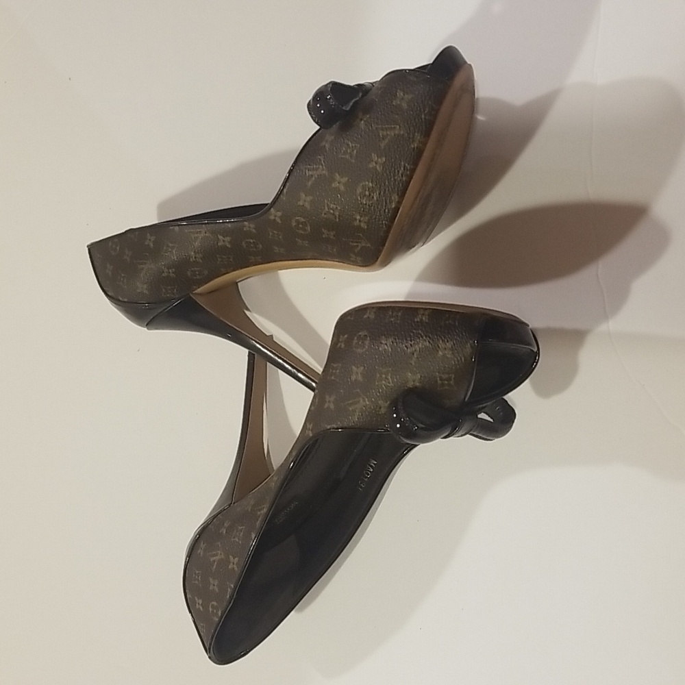 Louis Vuitton  Monogram  peep toe heels 39 - Picture 11 of 13